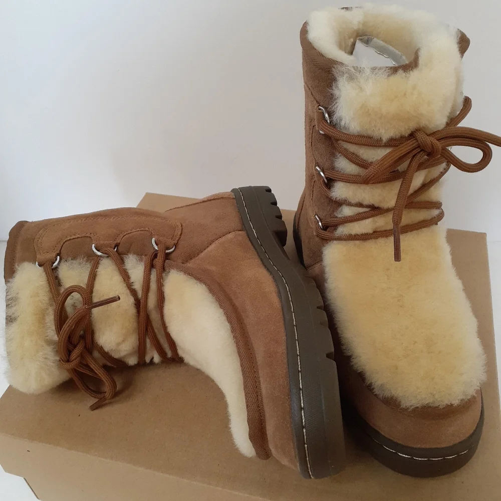 UGG Mukluk Revival Boots sz 5